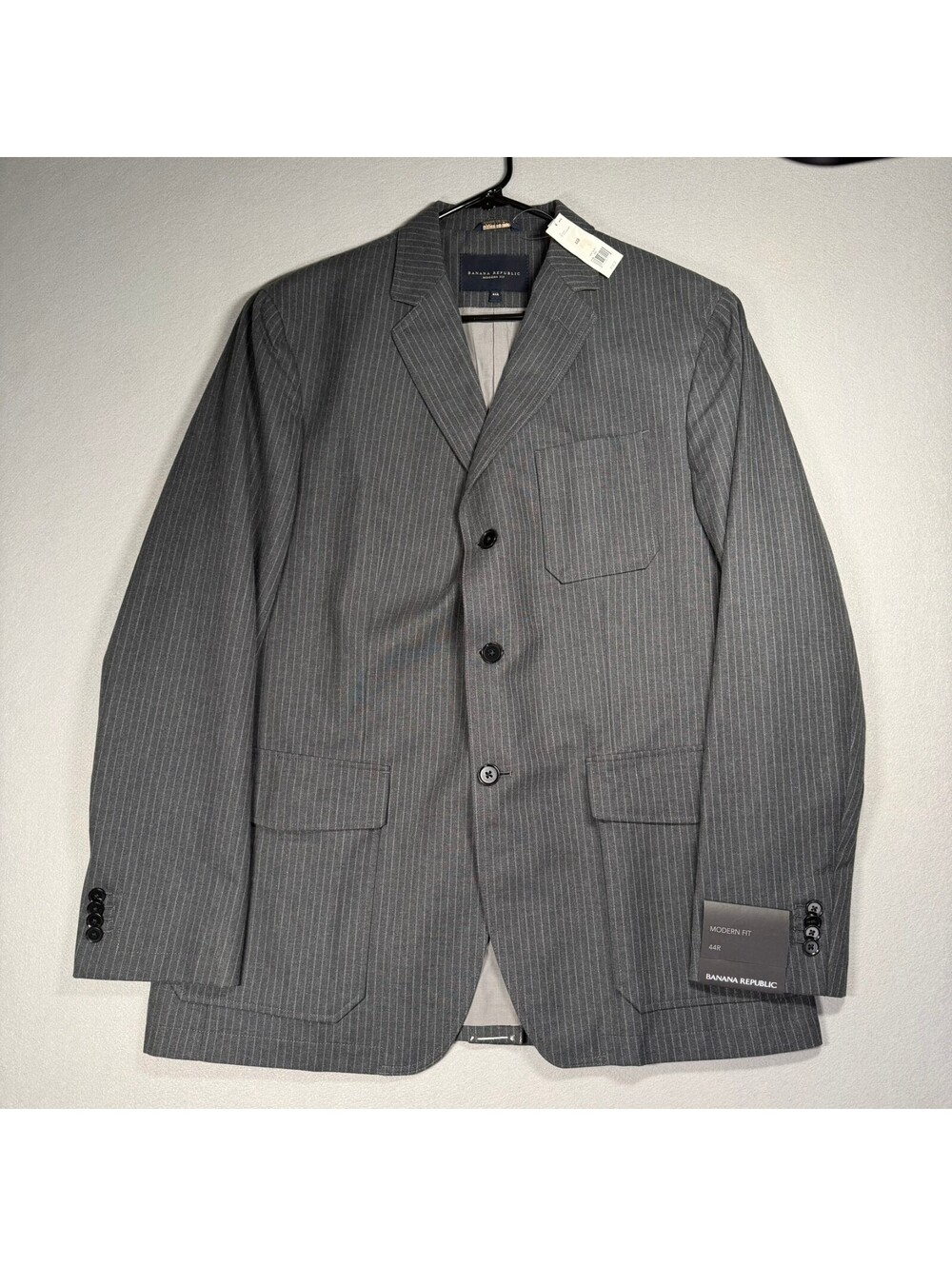 NWT Banana Republic Modern Fit Gray Pinstripe Blazer Men's 44R Sport Coat